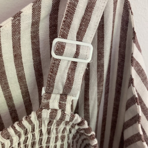 Old Navy brown/gray and cream Striped Jumpsuit with Relaxed Fit - Picture 4 of 7